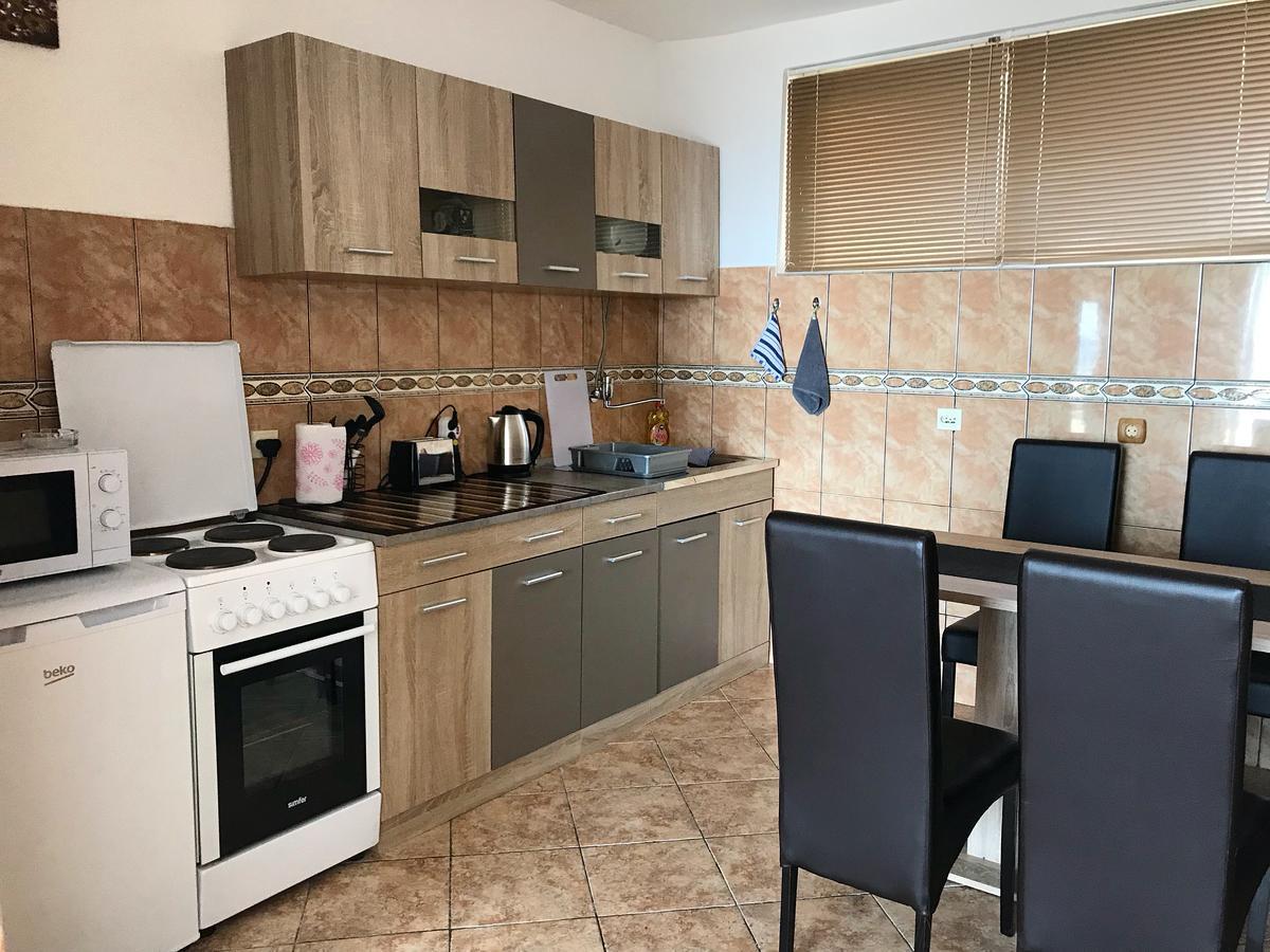 Apartment Jana Улцинь Экстерьер фото