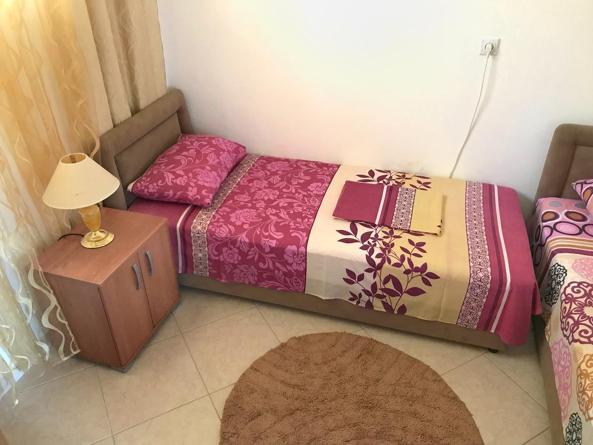 Apartment Jana Улцинь Экстерьер фото